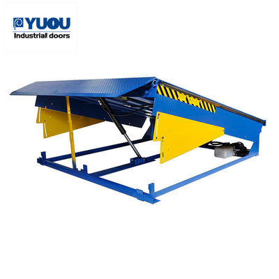 Loading Hydraulic Edge Of Dock Leveler 1.1kw Warehouse 6000kg Capacity 380V